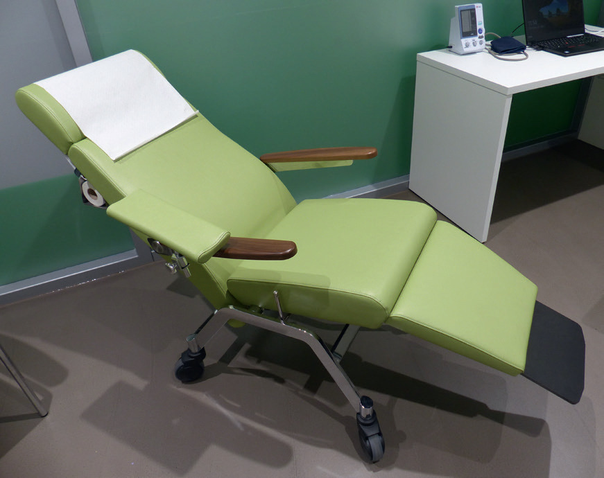 Chaise pharmacie - Fauteuil confort relax pharmacie  